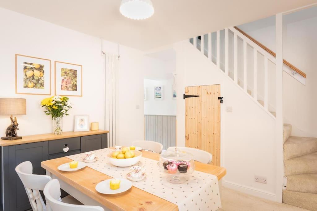*Brand New* Lemon Tree Cottage Torquay Buitenkant foto
